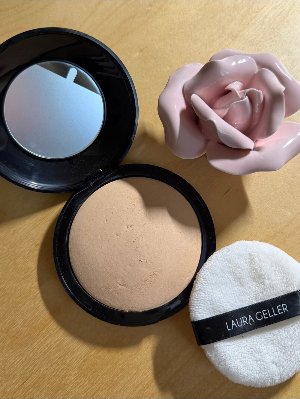 Laura Geller Double Take Baked Foundation Powder- FAIR
